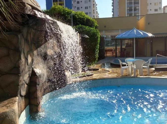 Flat com parque aquático